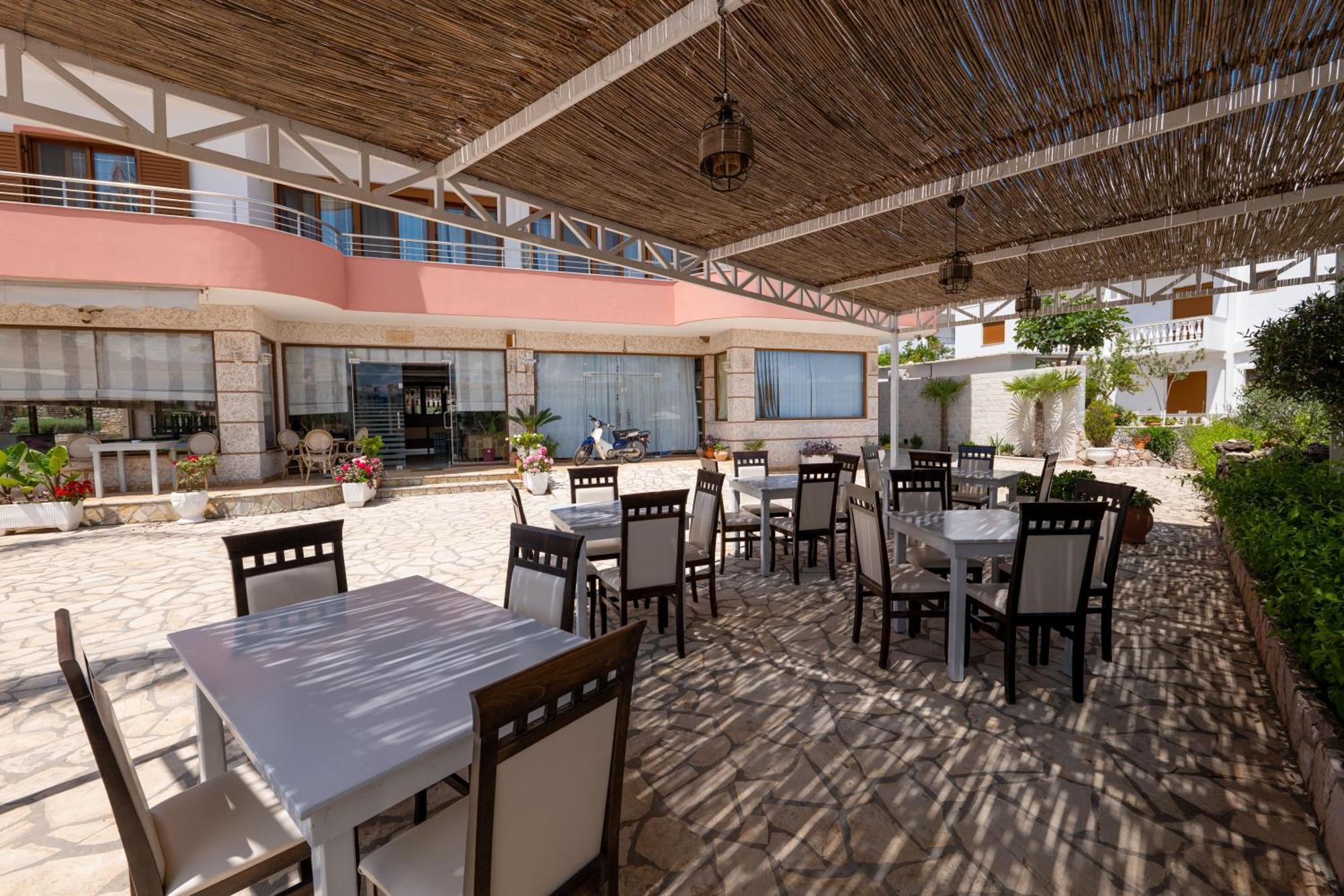 Doni Apartments Ksamil Exterior foto